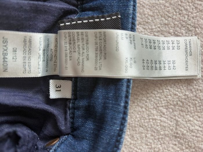 7 for All Mankind Dark Blue jeans size 31