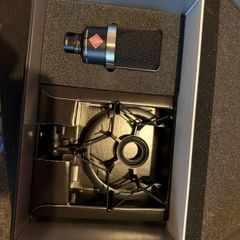 Neumann Tlm 102