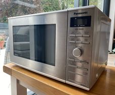 Panasonic NN-SD27HS, 23L, 1000W inverter microwave