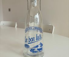 Le Bon Lait vintage milk bottle