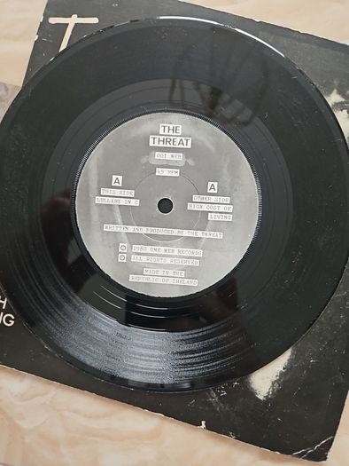 The Threat 7" (Irish) - Lullaby In C