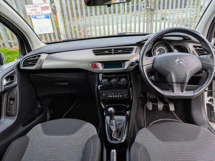 2014 Citroen C3 Selection 1.2 Petrol NCT 01-27