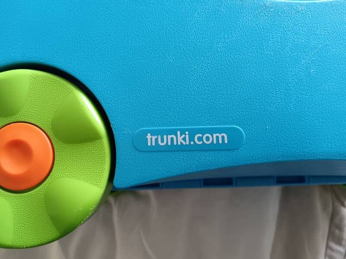 trunki kids suitcase