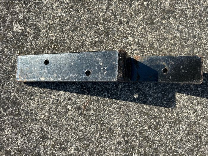 Steel angle brackets