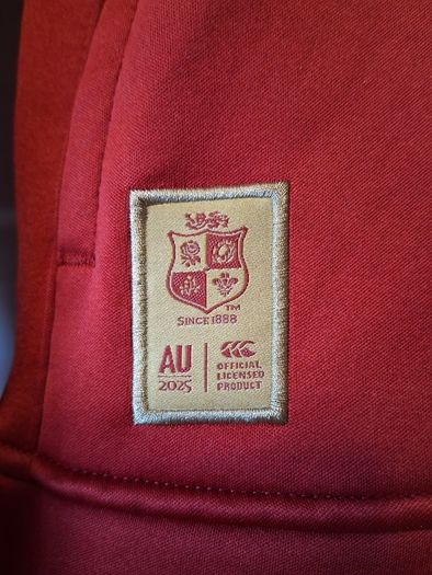 British and Irish Lions Touchline Top. Official Canterbury Lions Quarter Zip Youth Age 14 Years Top. Collect In Dublin Or Receive Via Post.