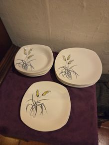 Midwinter Bali-Hai 14 piece collection