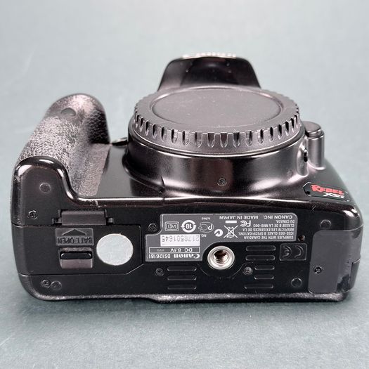 Canon Eos Rebel XSi with zoom lens and more