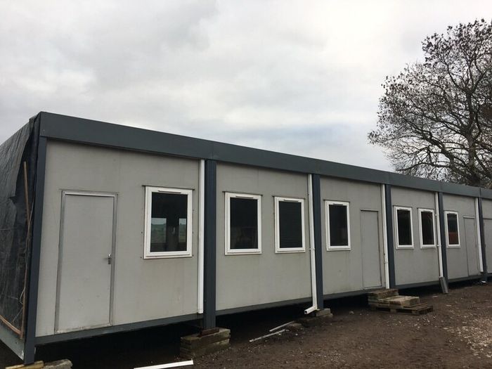 Prefab sectional building