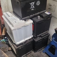 Car batteries x5 for recycling scrap.