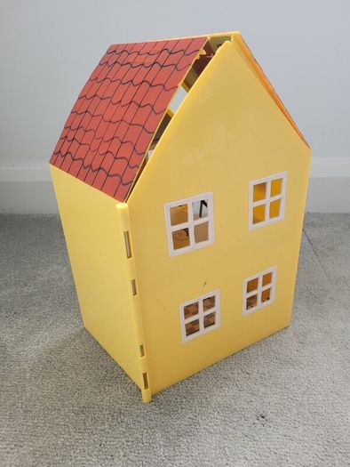 Peppa Pig House Set, Peppa's Outdoor Fun Slide & 22 Figures