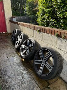 Genuine VW Cadiz Alloys + Tyres