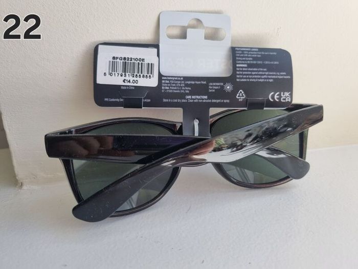 Foster Grant Sunglasses Brand New (2 for 15 Euro)