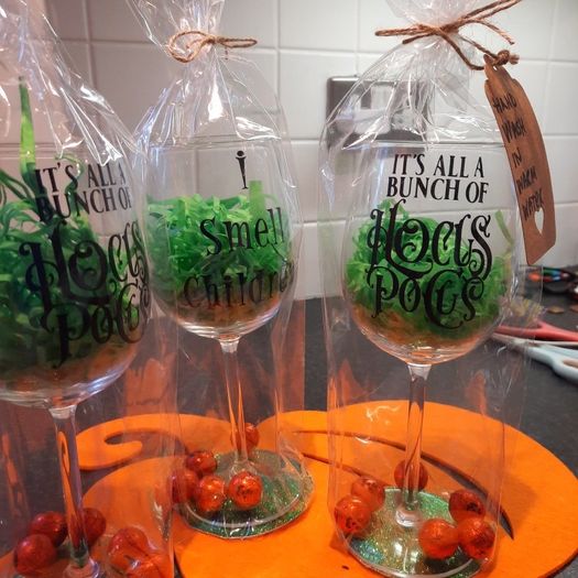 Hocus pocus wine glasses