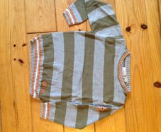 Age 4-5 Grey & Green Striped Jumper