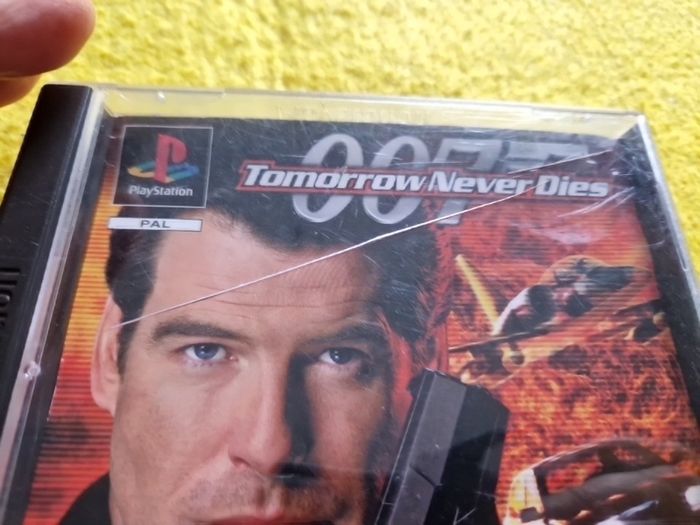 007 Tomorrow never dies PlayStation1 Ps1 PlayStation2 ps2 games Original