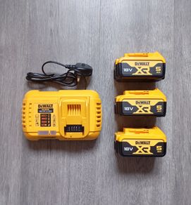 DeWalt Batteries & Charger (New)