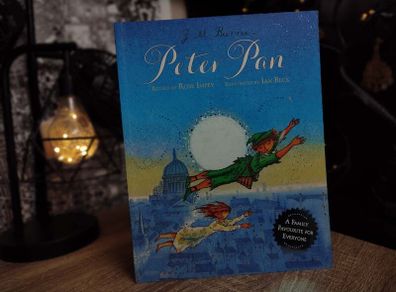 Peter Pan !  by J. M. Barrie ! 2015 ! by Orchard Books !
