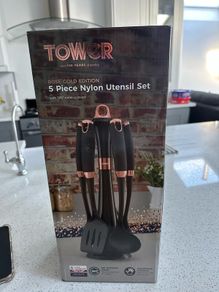 kitchen utensils