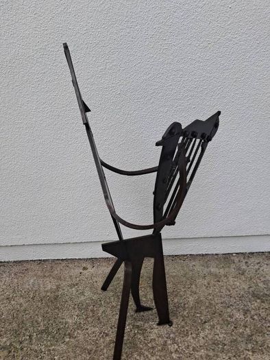 Unique sculpture