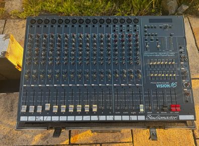 Studiomaster Powerhouse Vision 16