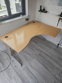 Free Desk
