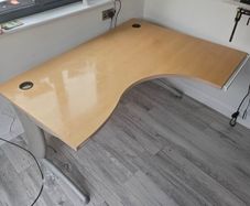 Free Desk