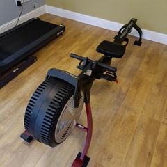 Pro Forma R600 Rowing machine