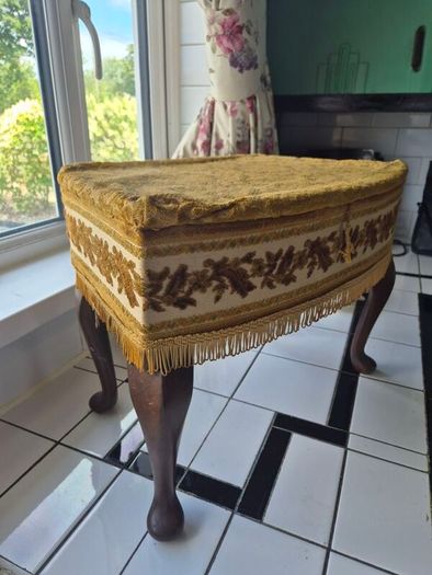 Vintage MidCentury 1950s Tapestry sewing box foorstool