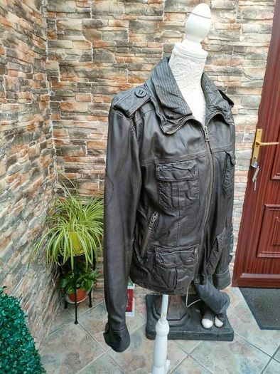 Men's Vintage Style Superdry leather jacket  Size L