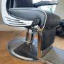 Barber chair Image 3