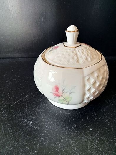 Irish Parian Donegal China Lidded Sugar Bowl "Rose"