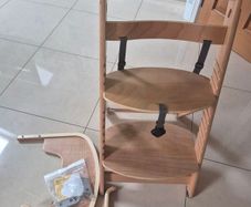 High chair safety 1st
