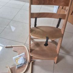 High chair safety 1st