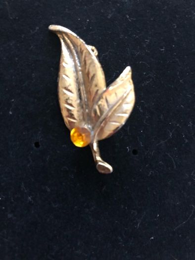brooch