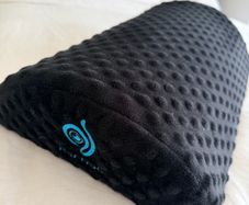 New Huanuo Ergonomic Foot Rest Cushion in Black