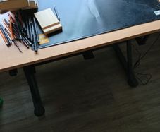 Art table