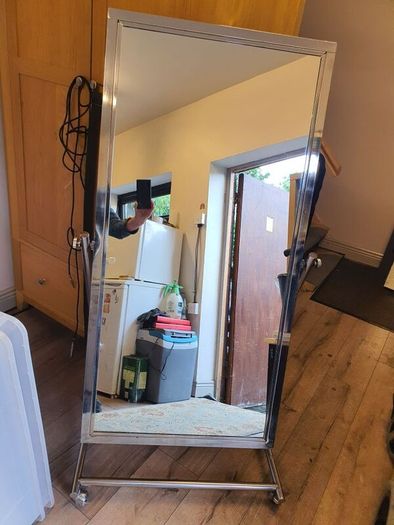 freestanding mirror