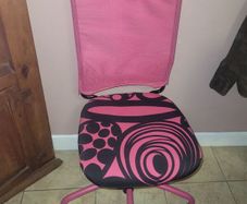 office chair pink