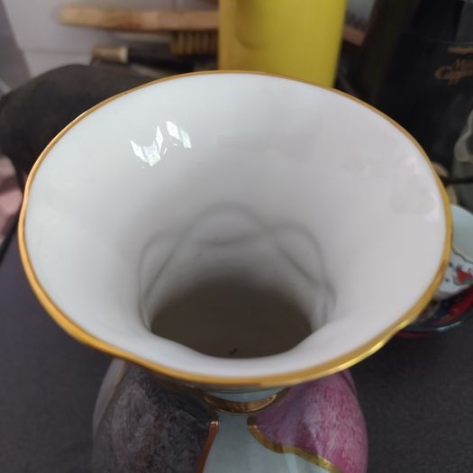 Royal Tara, Fine Bone China Vase