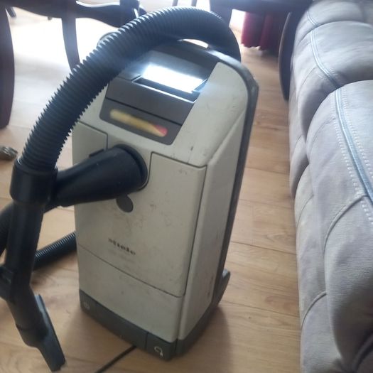 Miele Vacuum Cleaner
