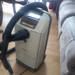 Miele Vacuum Cleaner