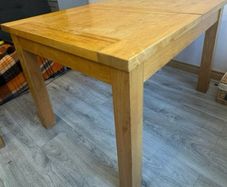 Solid Oak Extendable Table