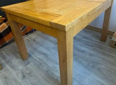 Solid Oak Extendable Table