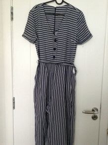 Oasis jumpsuit size 14, navy and whit stripes
