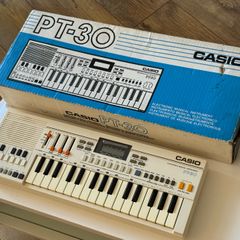 Vintage Casio PT-30 Electronic Keyboard boxed like new