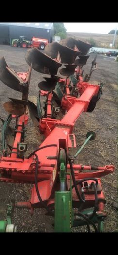 Kverneland plough