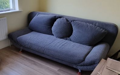 3 seater couch/ sofa