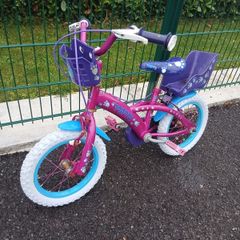Girls bike