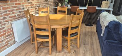 6 Seater Solid Pine Dinning/Kitchen Table