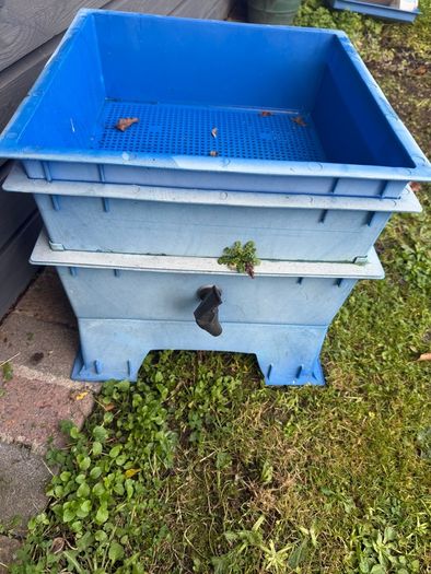 Wormery Worm Composter Stacking Trays with Liquid Feed Tap Garden Composting